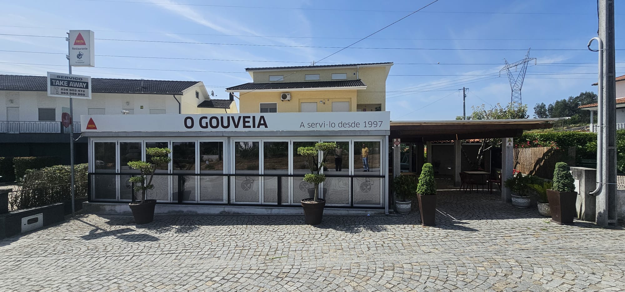 Restaurante típico na Serra da Estrela Oliveira do Hospital Pratos tradicionais Portugueses